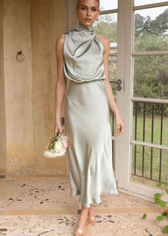 Amber™ - Elegante Satijnen Jurk Met Hoge Hals Licht Goud